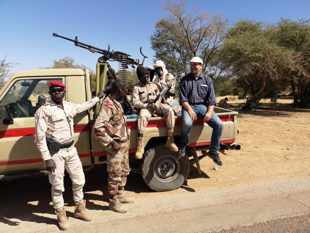 Giving me a lift: Niger National Guards, Dezember 2018 (c) Lutz Mükke